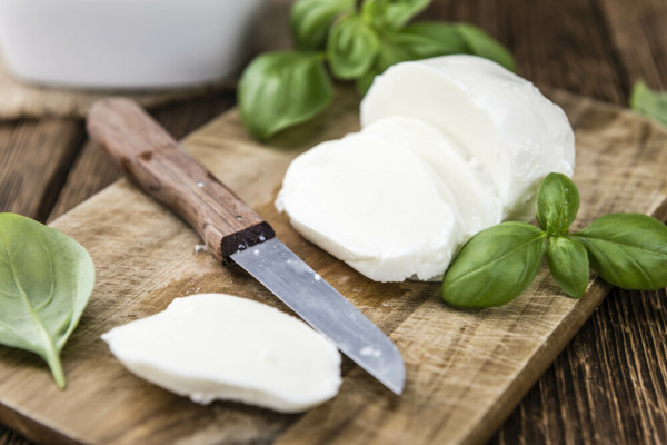 Mozzarella di bufala Campana